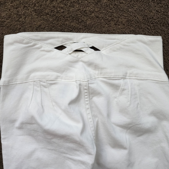 White Pocketless Jeans, Women's 3 - Picture 4 of 9